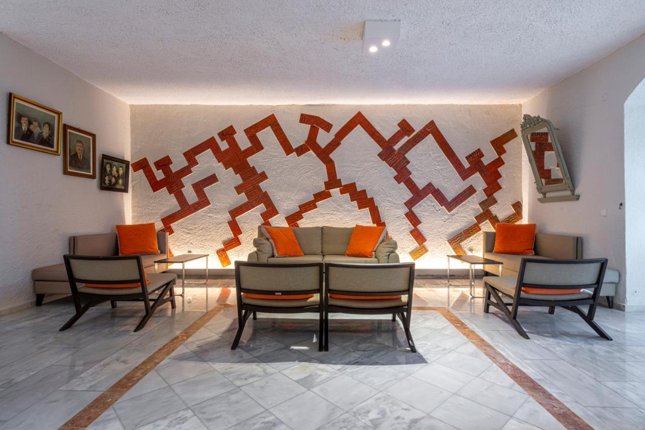 Skala Hotel Bagian luar foto