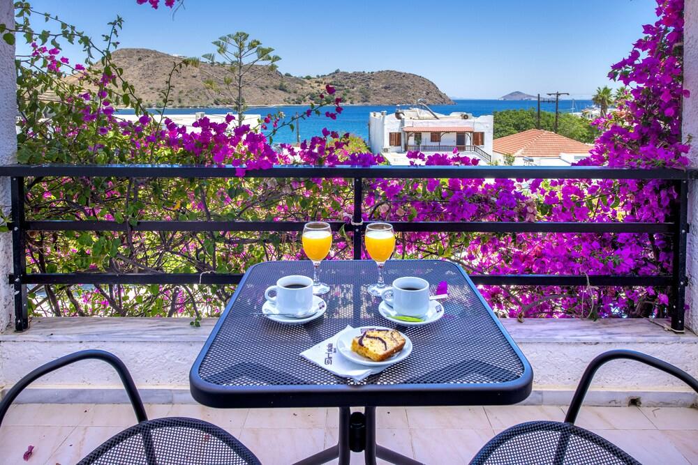 Skala Hotel Bagian luar foto